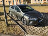 Hyundai  IONIQ Plug-In Hybrid PRIME | Leder | TÜV NEU - Hyundai IONIQ von privat
