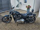 Harley-Davidson Breakout 114 FXBRS mit J&H-Klappenauspuff
