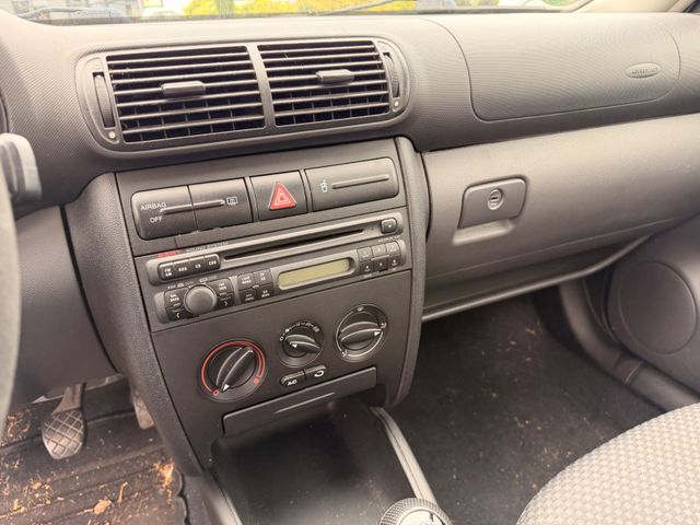 Seat Leon 1,6 16V EXPORT