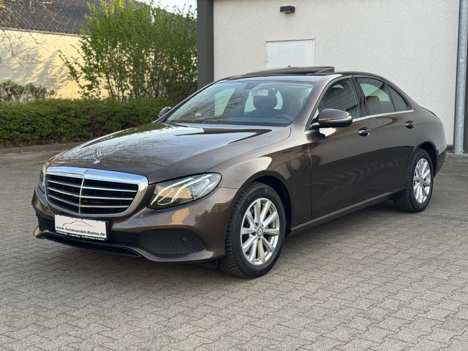Mercedes-Benz E 200  Lim. Automatik S-Dach Navi Xenon Kamera