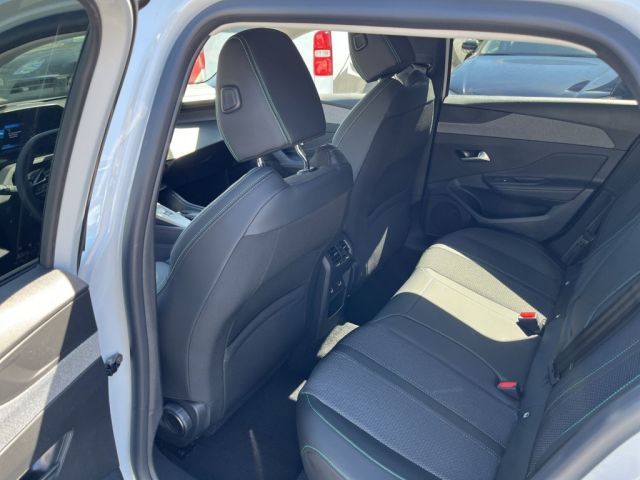 Peugeot 308 SW BlueHDi 130 EAT8 Allure