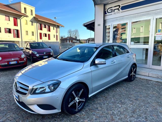 Mercedes-Benz Mercedes-benz A 180 Automatic Sport - Neopatenta