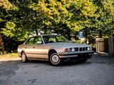 BMW E34 520i - BMW 5 Series: E34