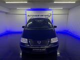 Volkswagen Sharan 2.0 TDI Special 7SITZ NAV 2xPDC TEMPO SHZ - Volkswagen Sharan: Special