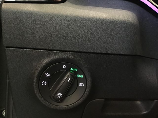 Fahrzeugabbildung Skoda Karoq Sportline 2.0 TDI 4x4 DSG/AHK/RFK/ACC/DCC