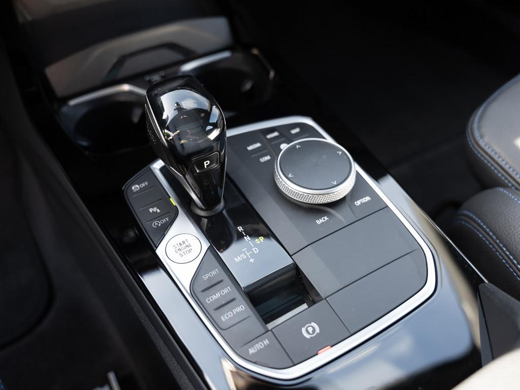 BMW 118 i M-Sport PANO AHK LED W-LAN NAVI SHZ PDC, миниатюра 19
