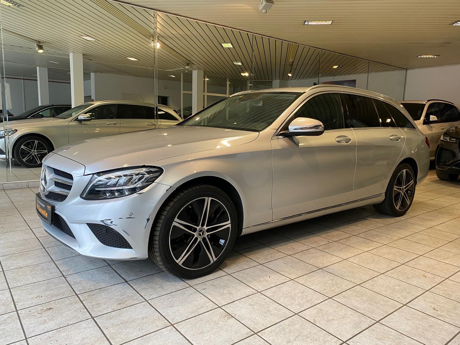 Mercedes-Benz C 220d  Kombi  4Matic Automatik