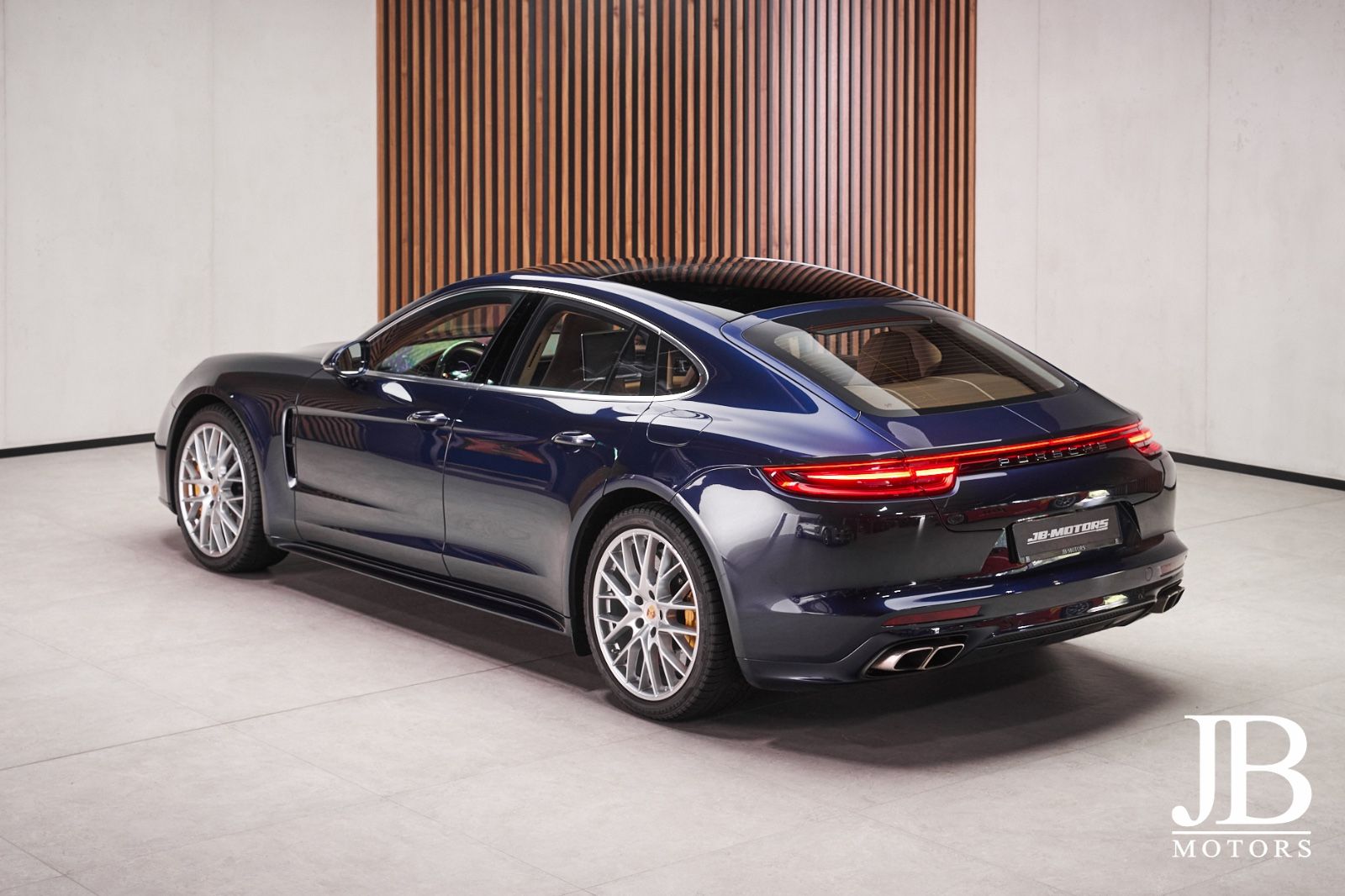 Fahrzeugabbildung Porsche Panamera Turbo S E-Hybrid Burmester 360° TV