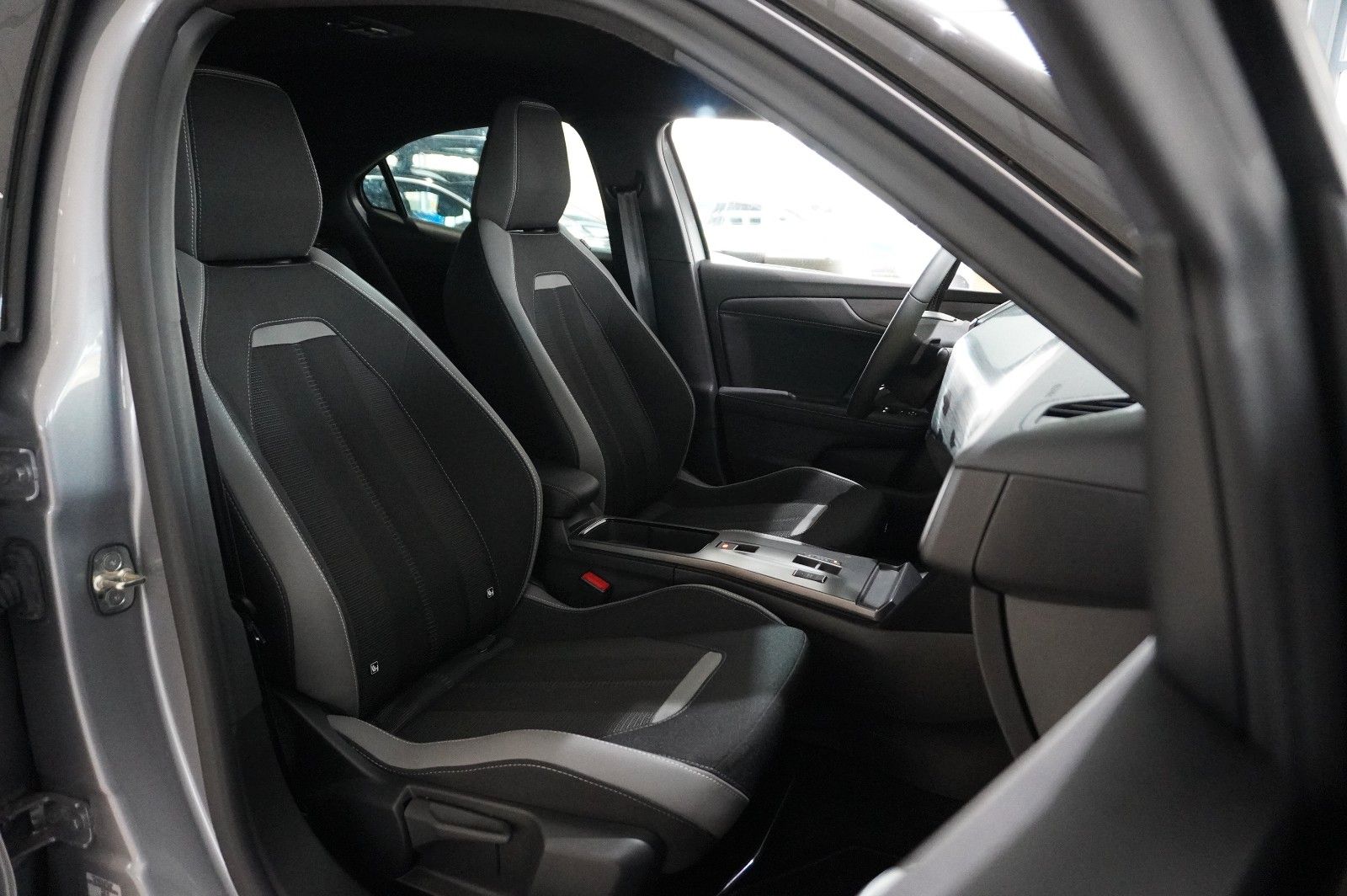 Fahrzeugabbildung Opel Mokka 1.2T GS SPORT NAVI/LED/KAMERA/SH/SPORT/DAB