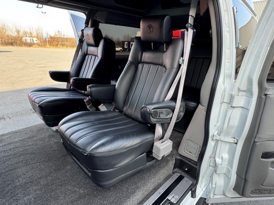 Fahrzeugabbildung Chevrolet Express Chevy Van 5.3 Explorer Ltd X-SE Allrad