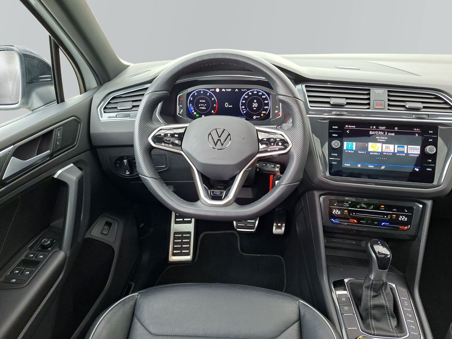 Tiguan 2.0 TSI DSG R-Line 4Motion *AHK*PANO*LEDE