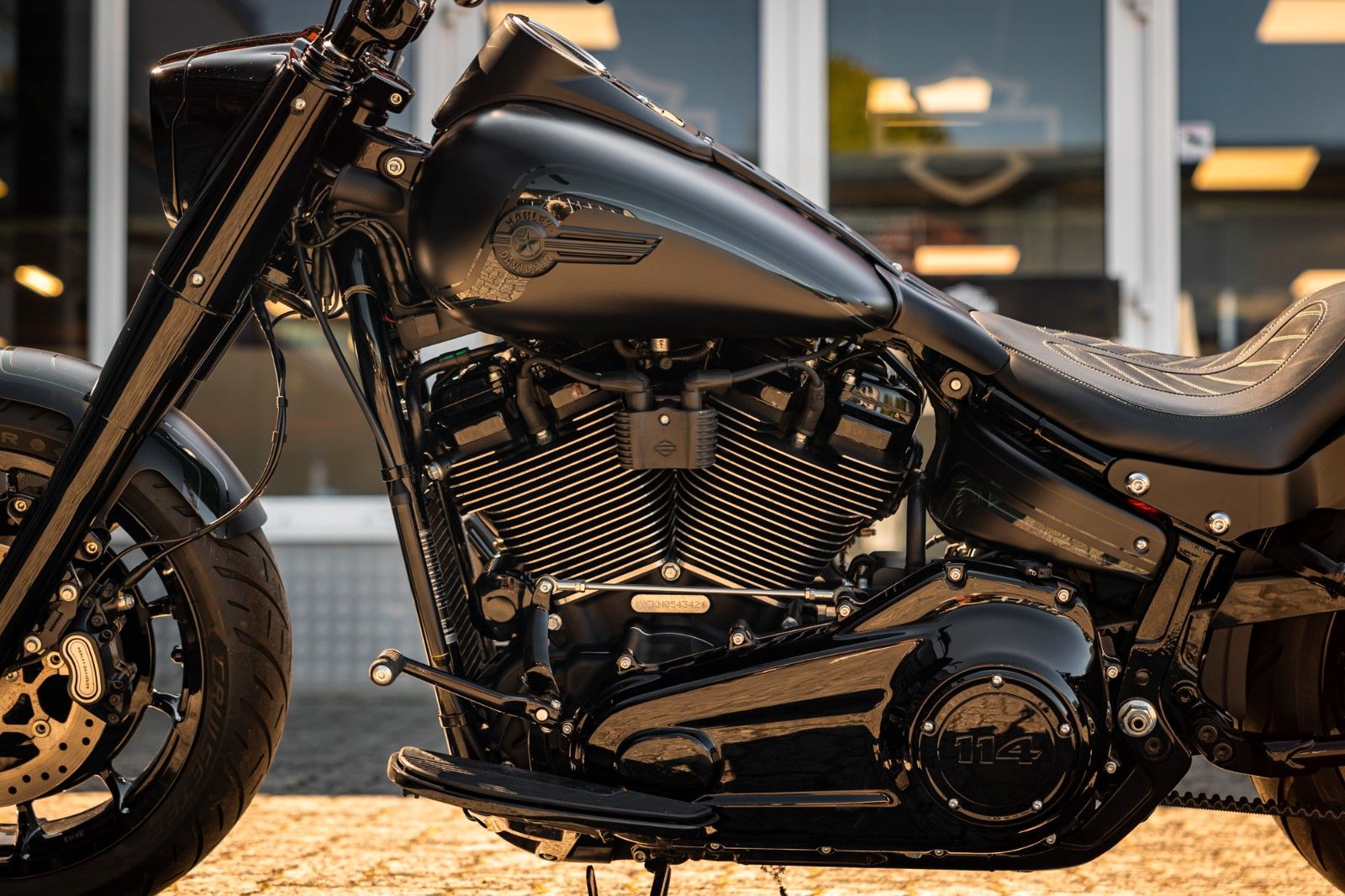 Fahrzeugabbildung Harley-Davidson DARK BOY 114 ci - FAT BOY FLFBS - JEKILL & HYDE