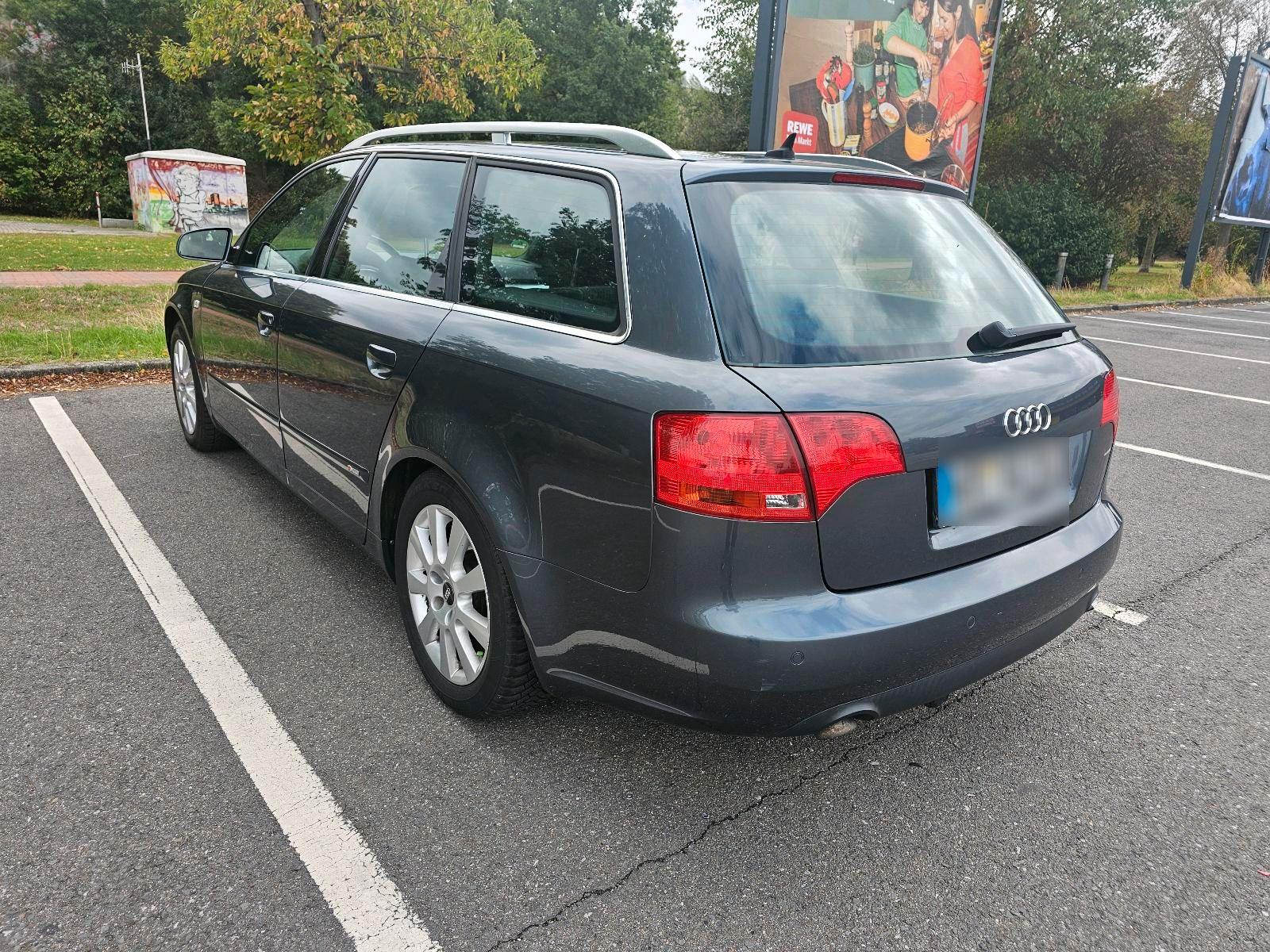 Audi A4 2005 — engine