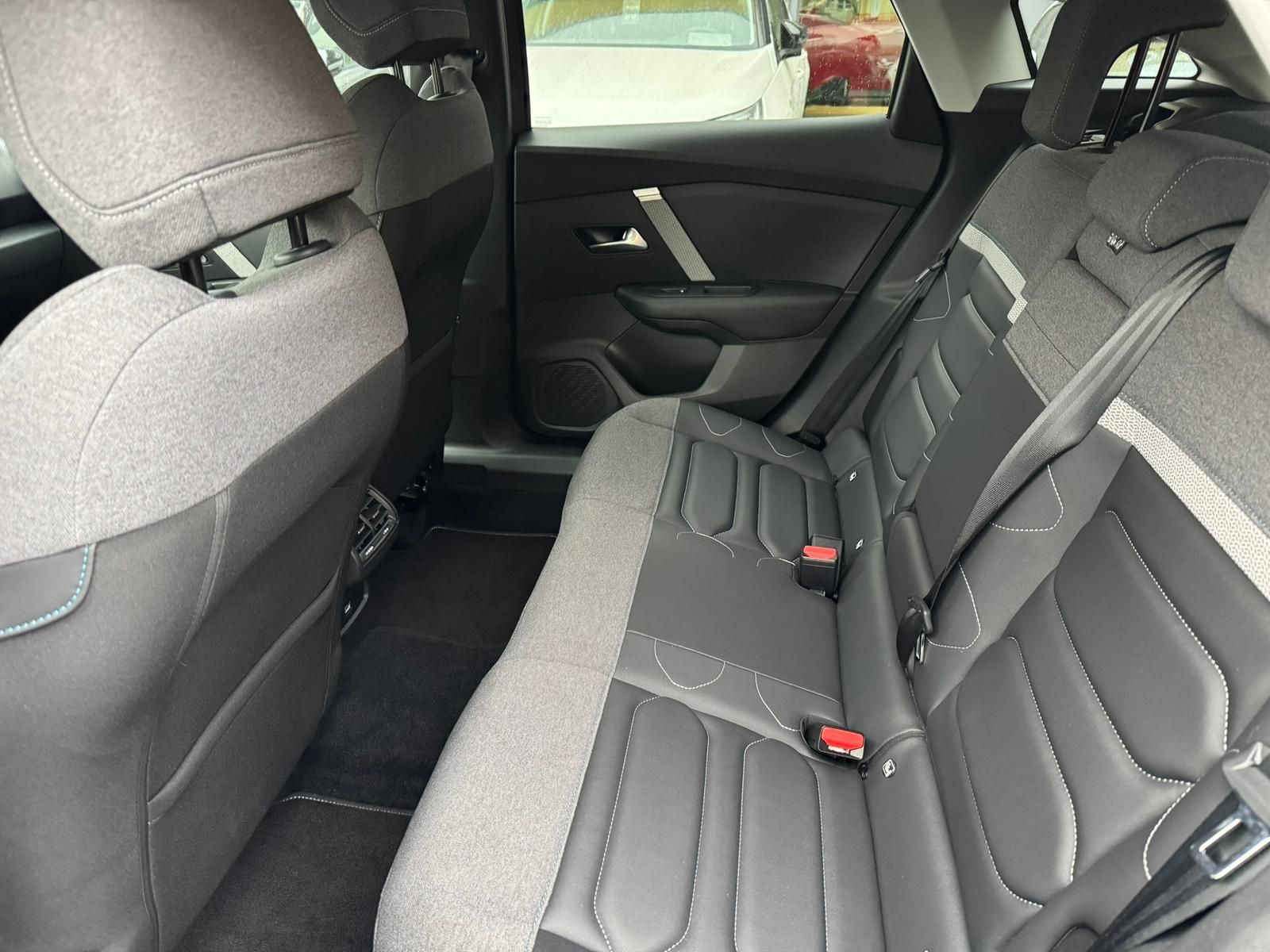 Citroën C4 - Bild 6