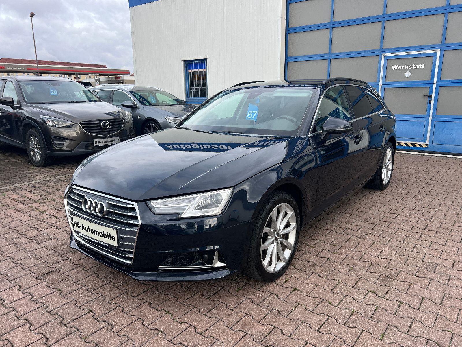 Audi A4 - 1