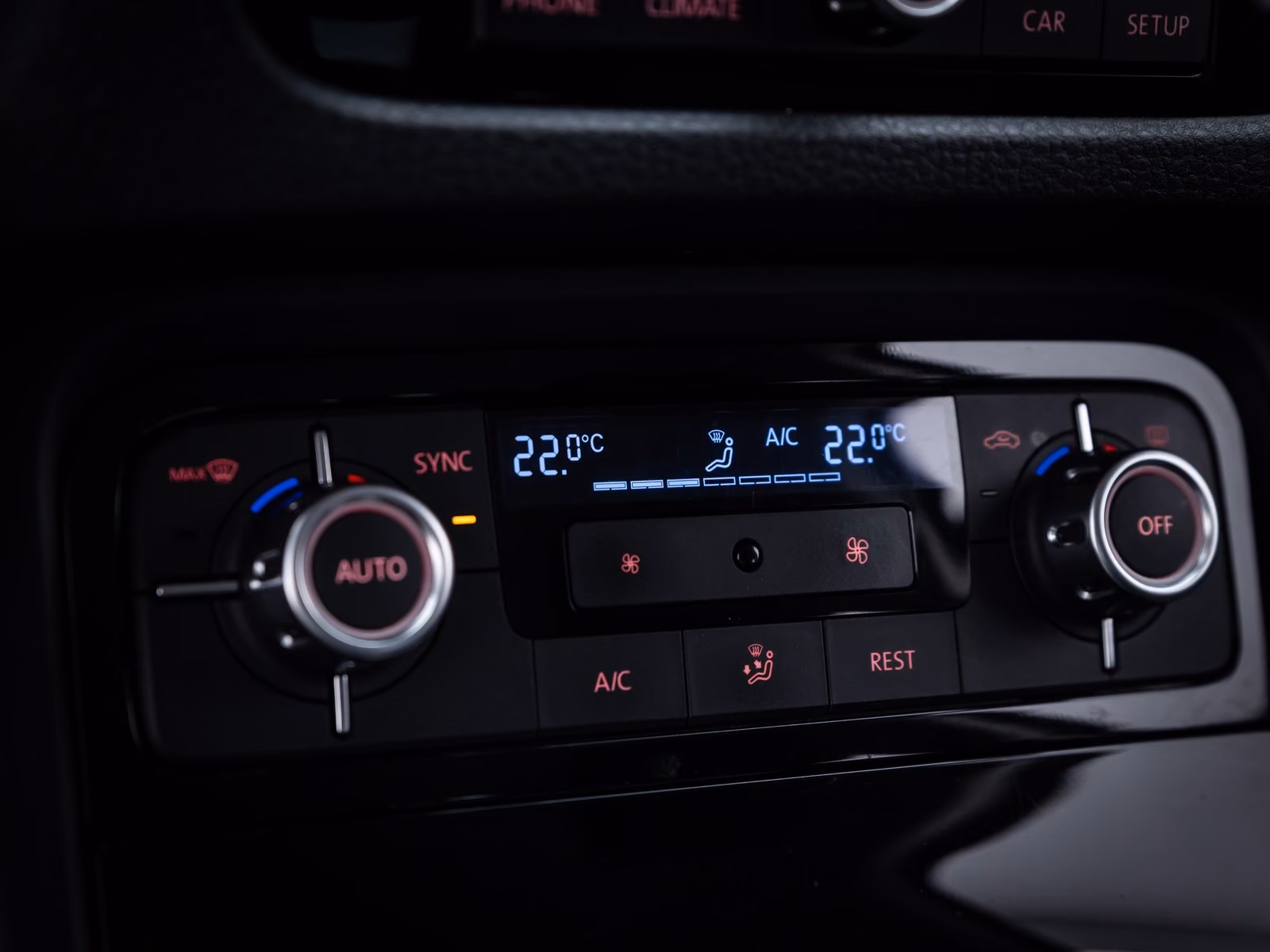 Volkswagen Touareg V6 TDI BMT /R-Line/TEMP/XENON/RFK