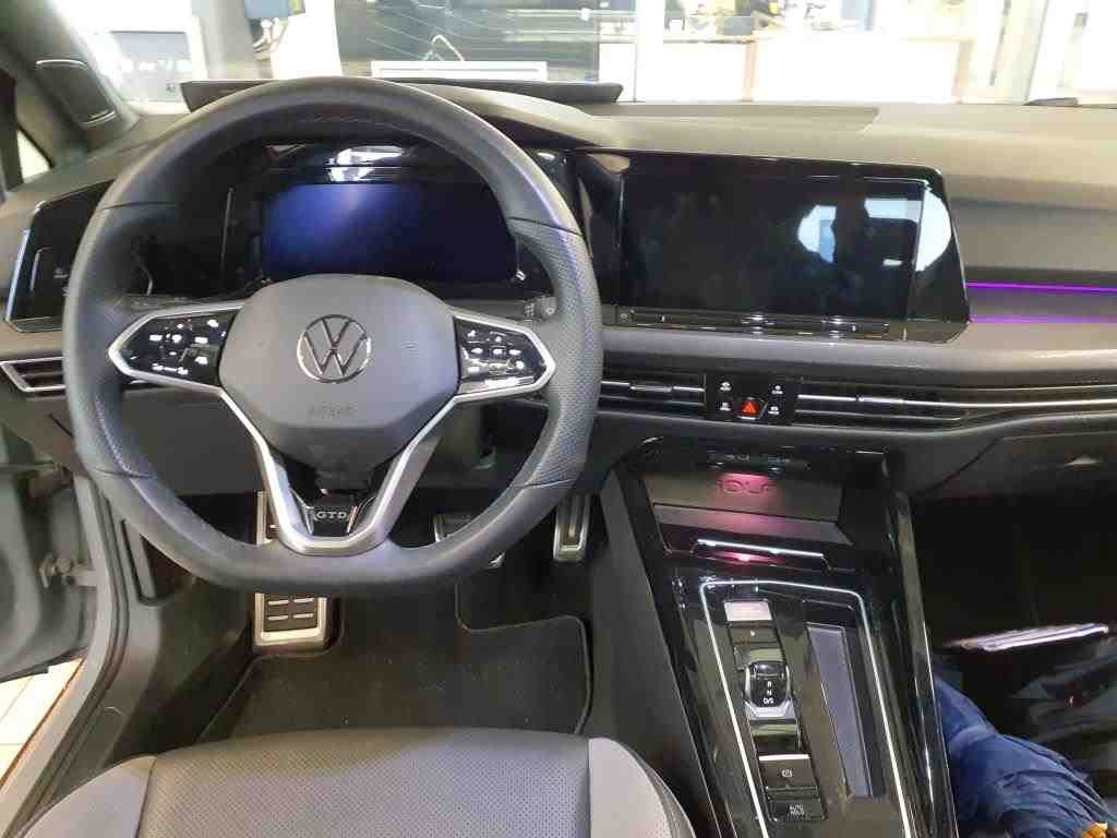 Volkswagen Golf - Bild 7