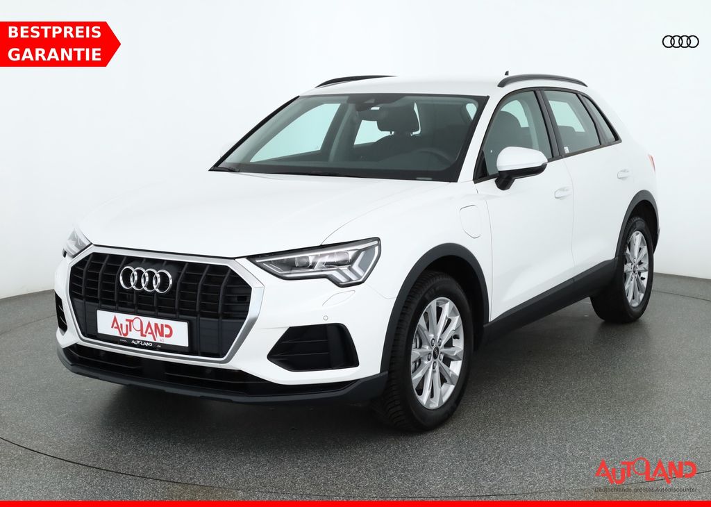 Image of Audi Q3