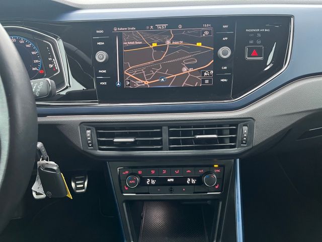 Volkswagen Polo VI United NAVI Active Info-Display