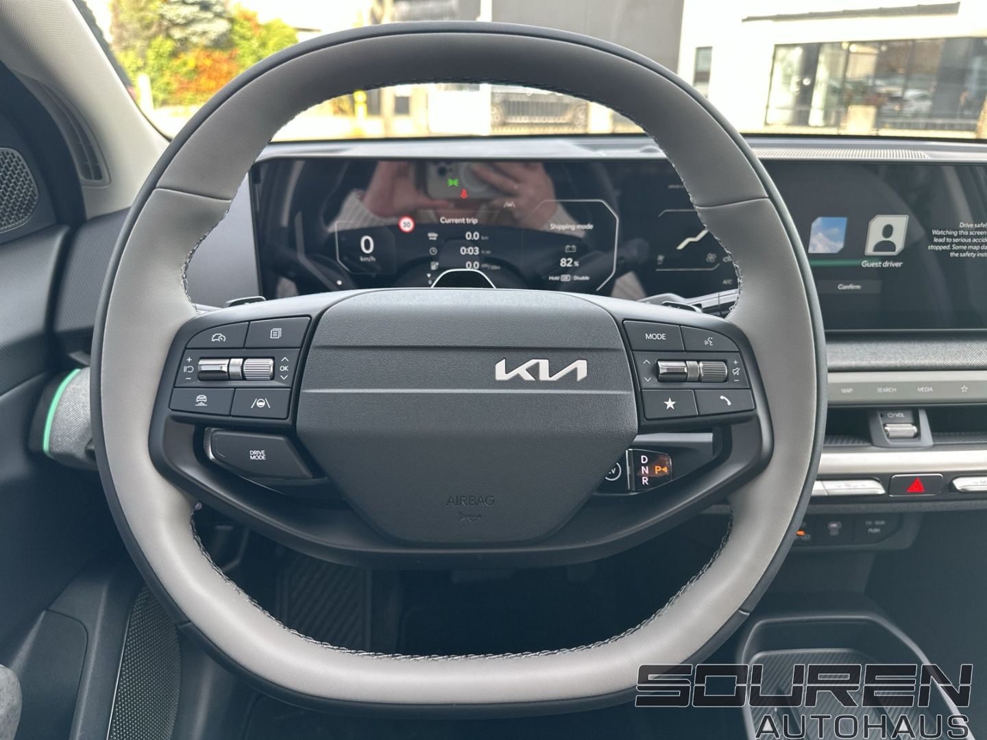 Fahrzeugabbildung Kia EV4 FASTBACK 81 EARTH **ALLE Pakete!!!**