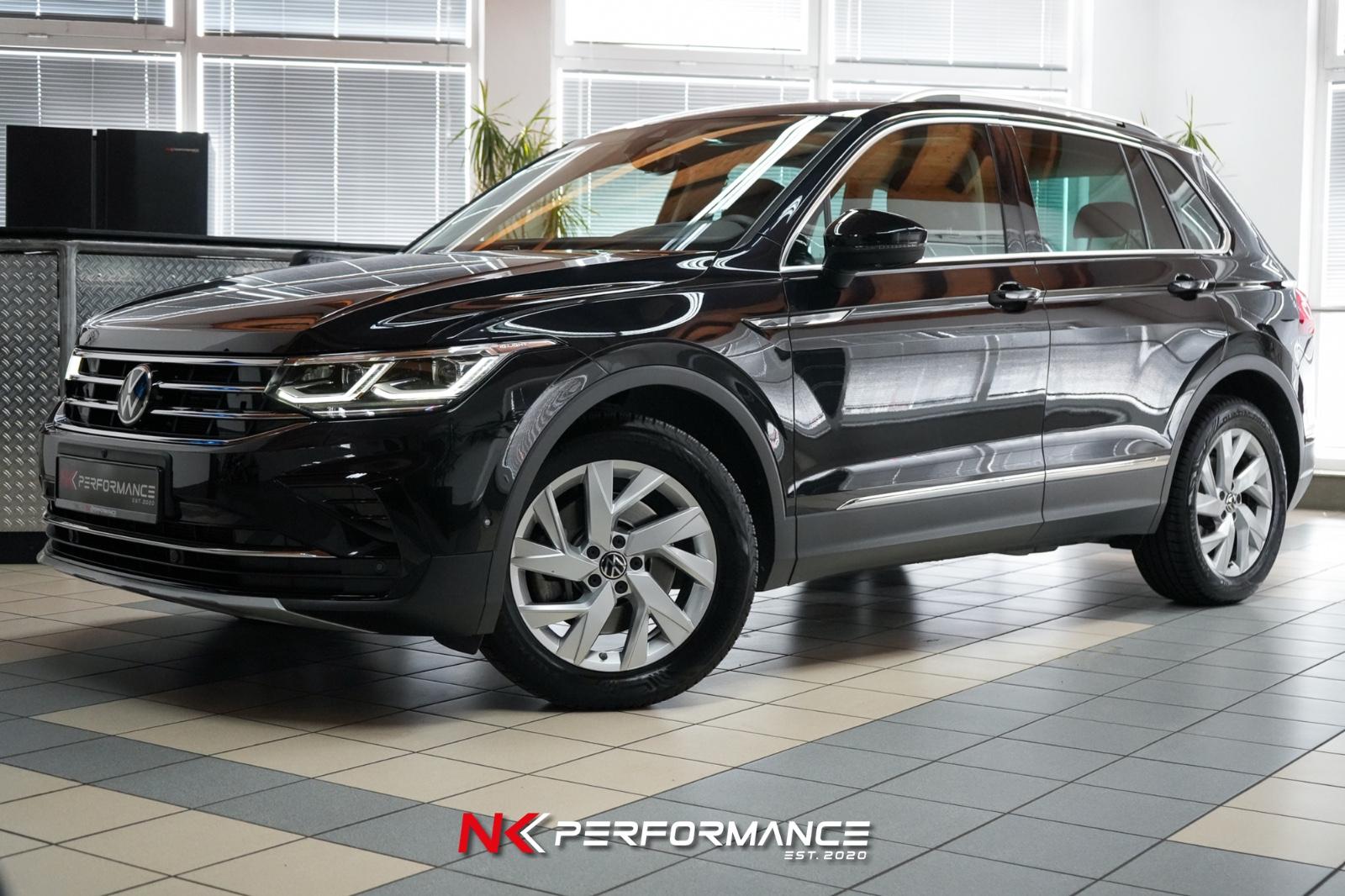 Volkswagen Tiguan Elegance 4Motion / PANO / AHK / MATRIX