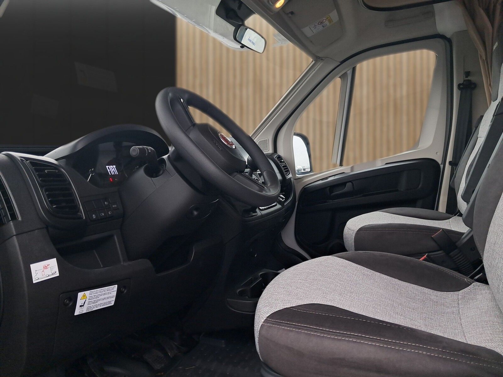 Fahrzeugabbildung Chausson Alkoven C514 First Line  Markise,Navi,RK,Solar