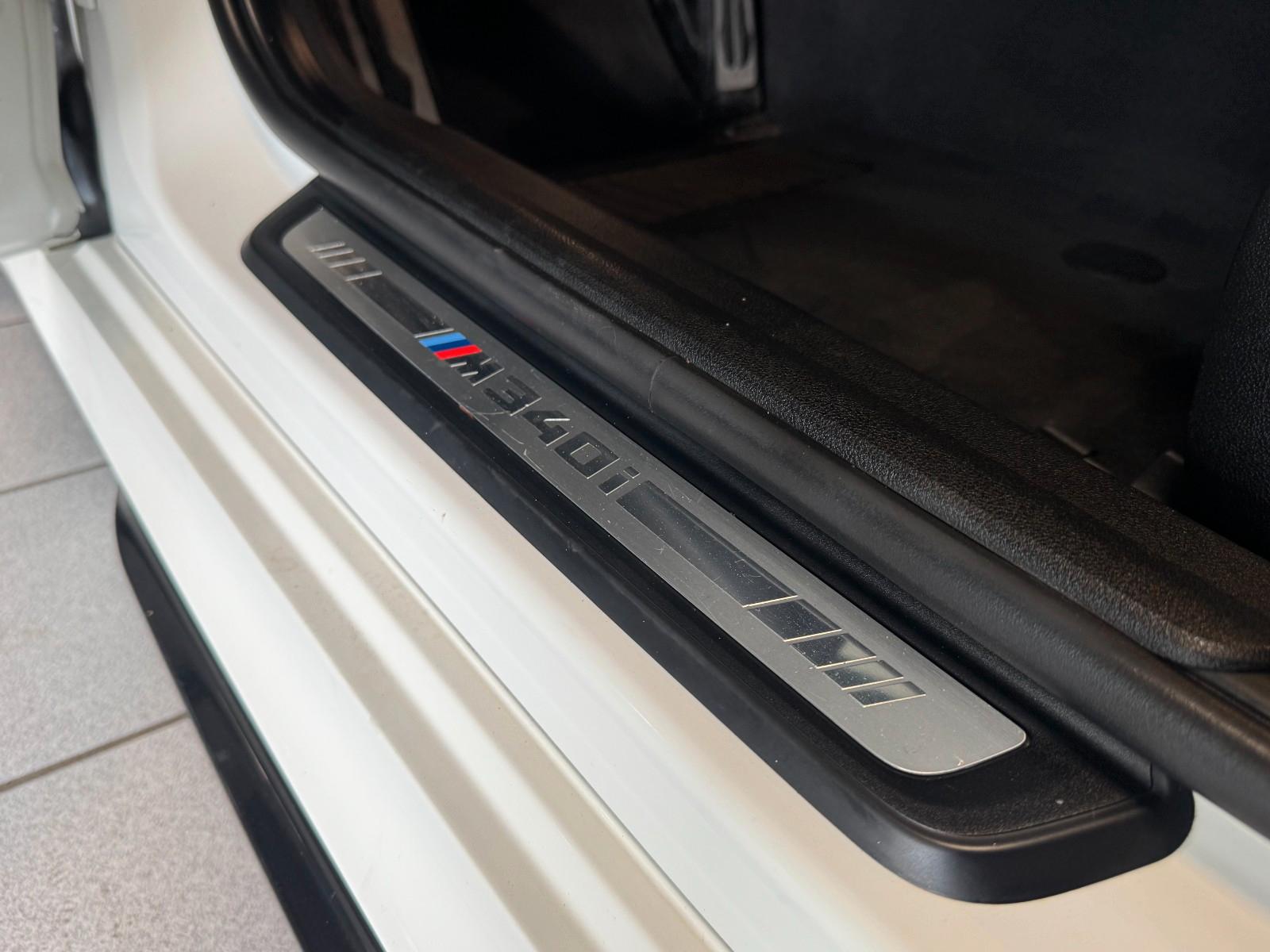 BMW M340i xDrive Performance/Alcantara Himmel /Top