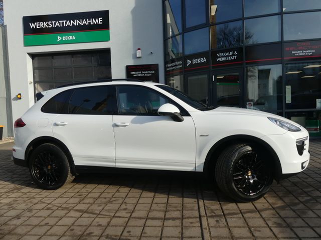 Porsche Cayenne 3.0D SPORTPAKET PANO/NAVI/KAM/ PDLS/AHK