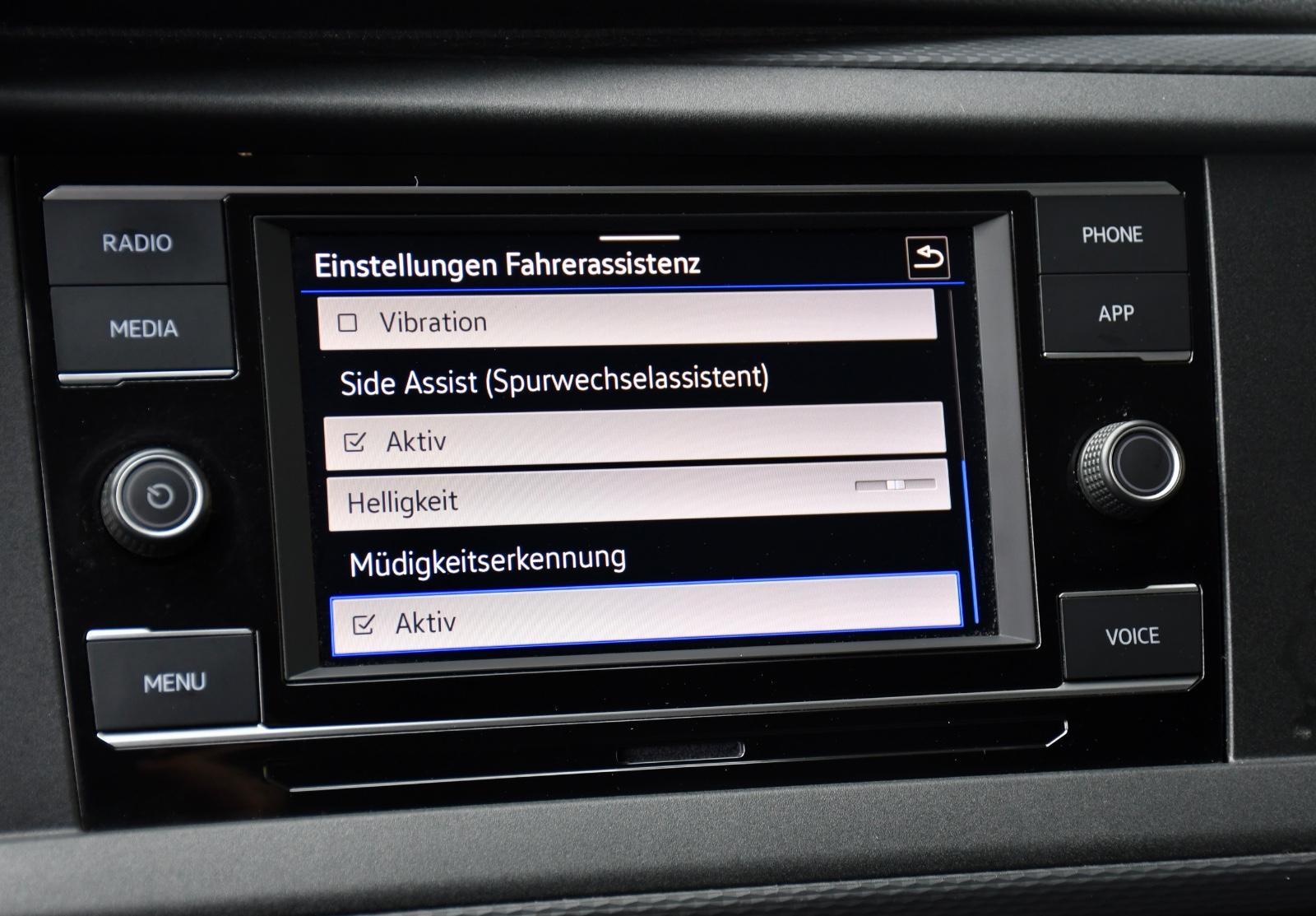 Volkswagen T6.1 Transporter Kasten lang AHK Kamera LED ACC