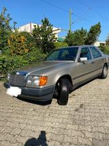 Mercedes-Benz E230 (W124)  Juwel aus Familienbesitz  - gebrauchte Mercedes-Benz 230 aus dem Jahr 1986