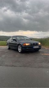 BMW E46 323 i 170PS scheckheft Farngrün Me... - BMW 323 aus 1999: 323i