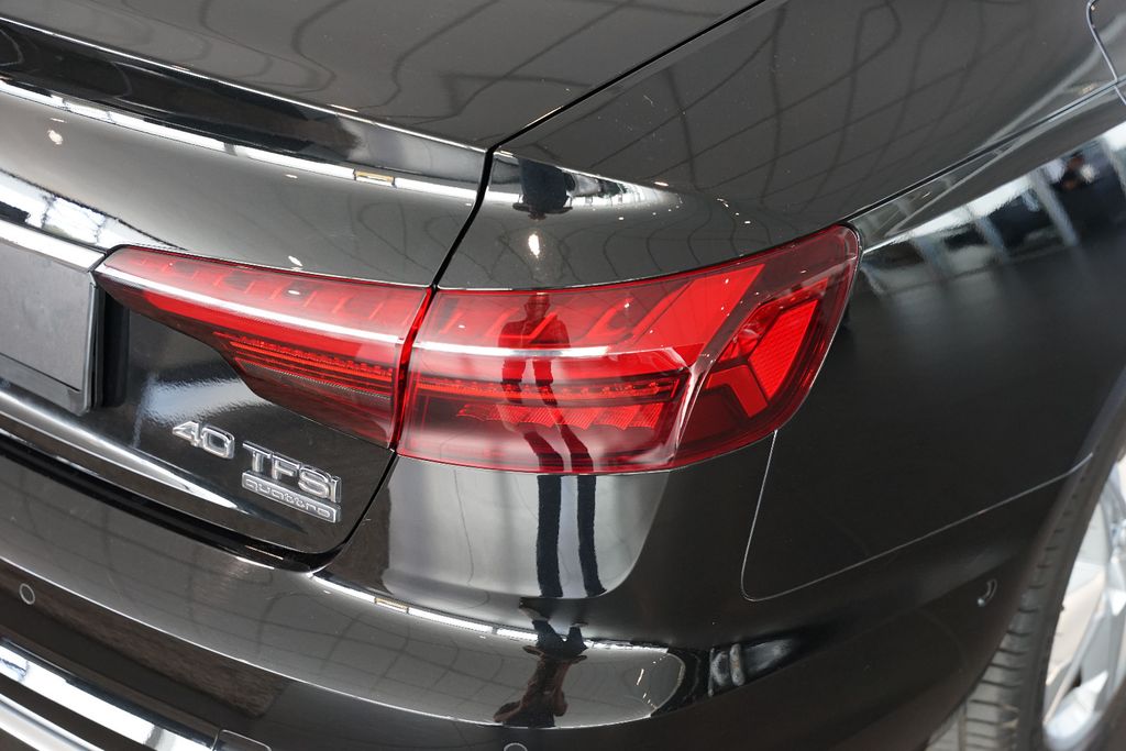AUDI A4 Limousine 40 TFSI quattro advanced | AHK AUDI A4 Limousine 40 TFSI quattro advanced | AHK