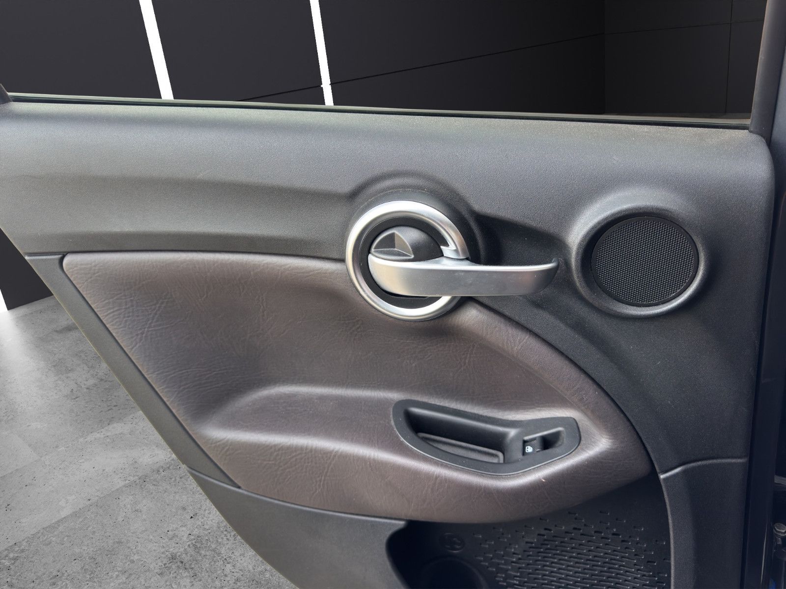 Fahrzeugabbildung Fiat 500X Lounge Tempo*Bi-Xen*2-Zo.-Klimaauto*Keyless