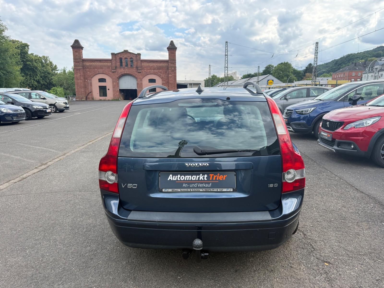 Volvo V50 2005 — engine 1.560 cm³, 110 HP (81kW)