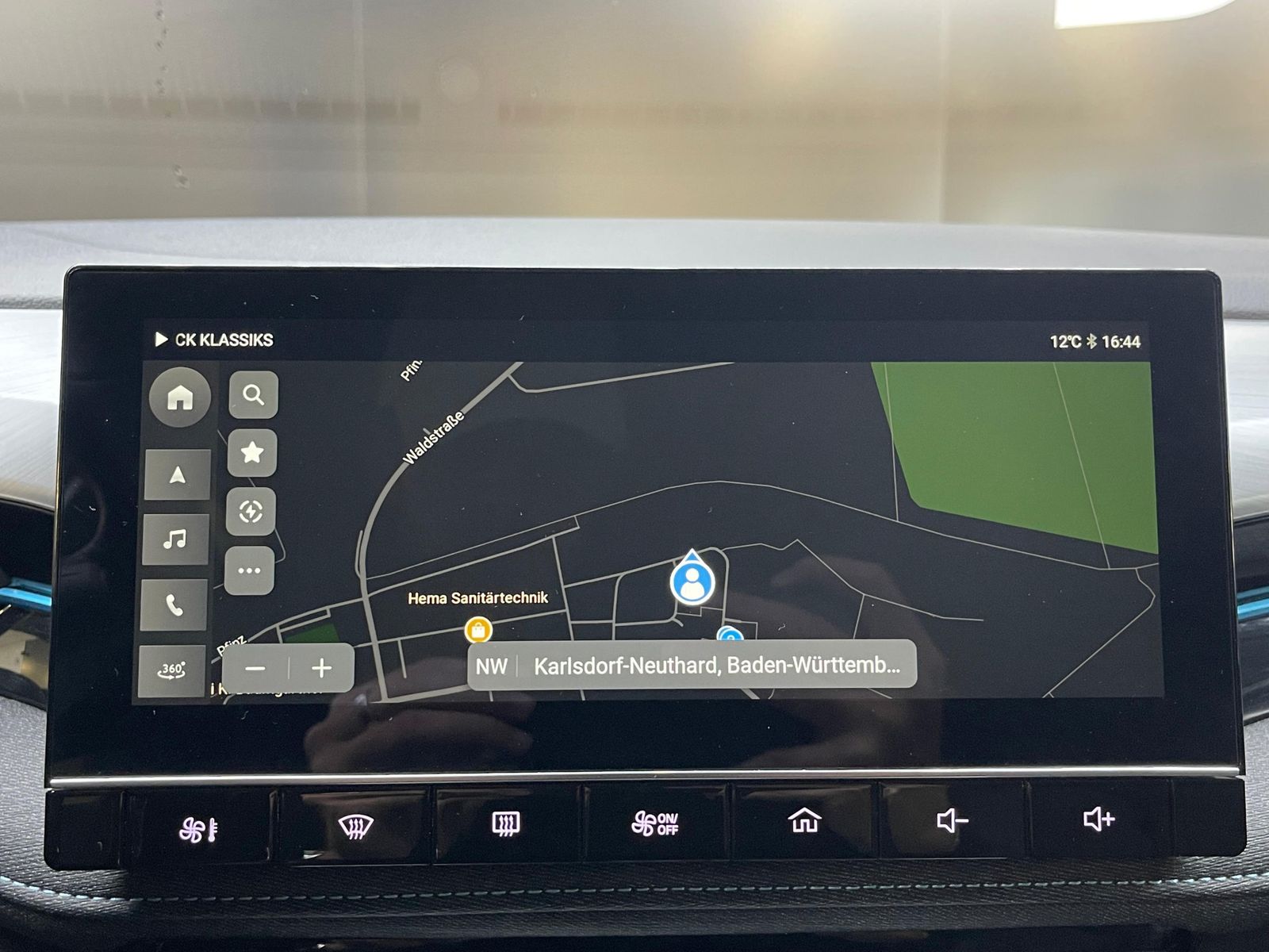 Fahrzeugabbildung MG MG5 61 KWH Luxury NAVI+LED+SHZ+DAB+ACC+360°+DAB+