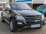 Mercedes-Benz ML 300 CDI Grand Edition AHK MEMORY KAM NAV - gebrauchte Mercedes-Benz ML 300 aus dem Jahr 2010