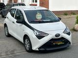 Toyota Aygo AYGO x-Euro6-Klima-LED-Hu:Neu-Garantie-