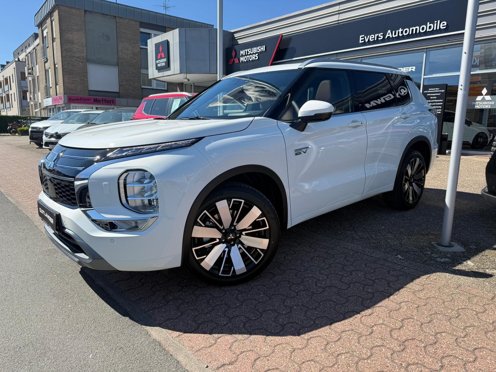 Mitsubishi Outlander PHEV Top Luxury *Massage *360° *Leder