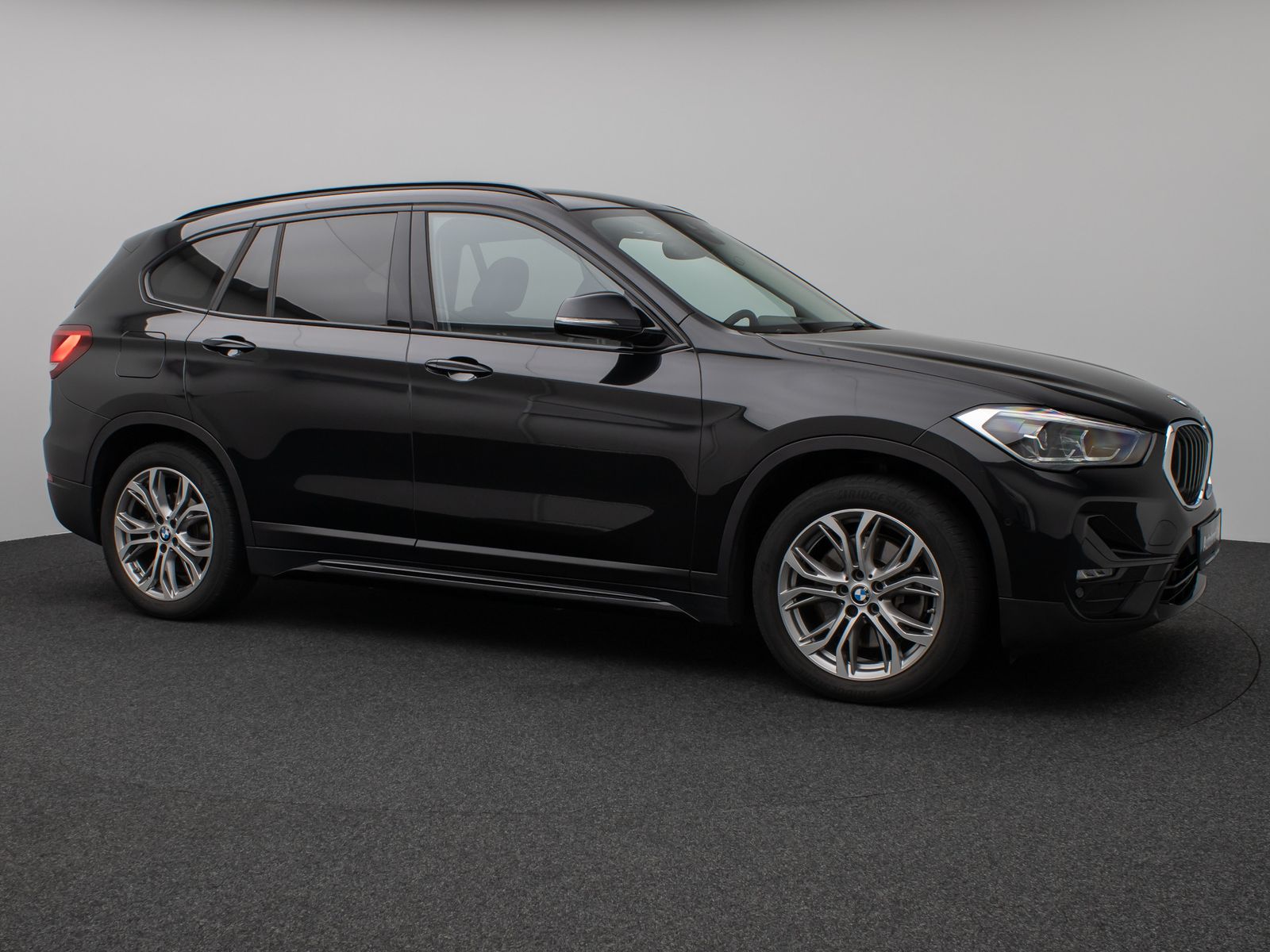 Fahrzeugabbildung BMW X1 xD25e Sport Line Kamera DAB HiFi LED 18Zoll