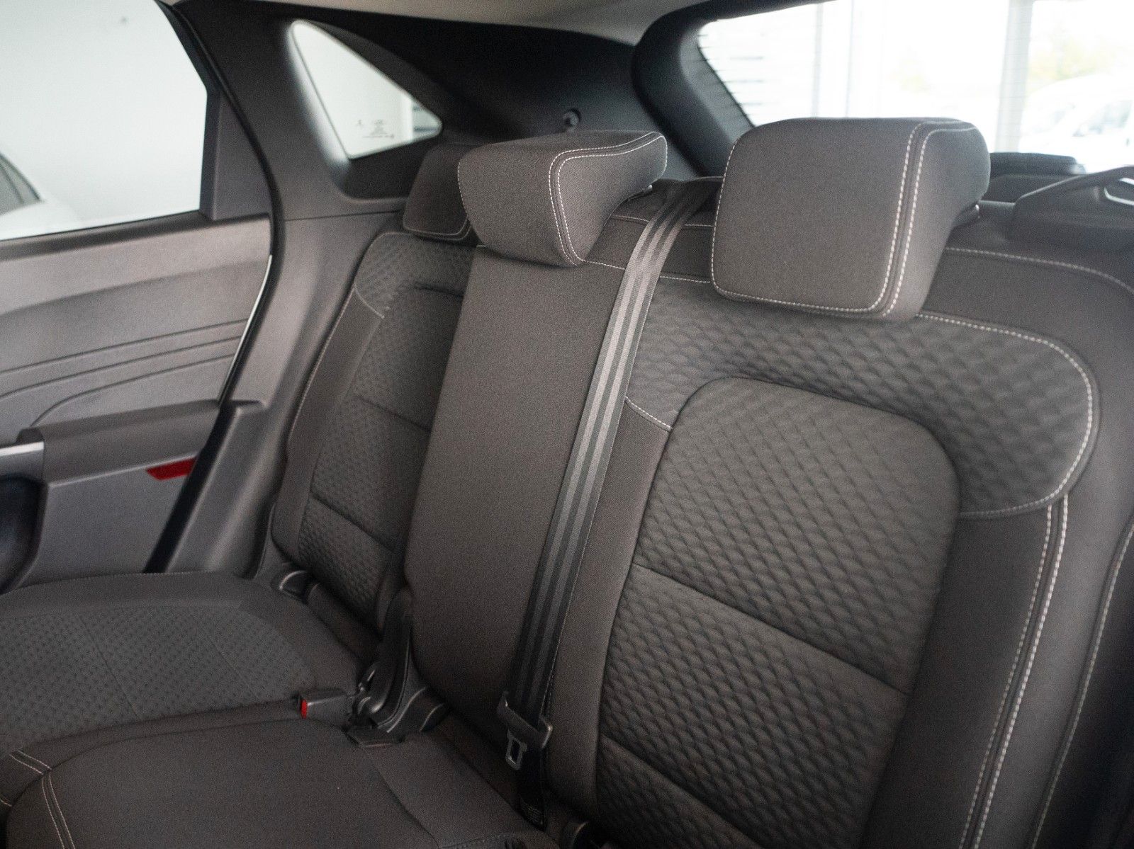 Fahrzeugabbildung Ford Kuga C&C WINTER-P./NAVI/PDC V+H/DAB/JRC/KLIMA