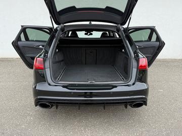 2018 AUDI RS6 缩略图 23