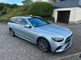 Mercedes-Benz E 300 d 4MATIC T Autom. - AMG - Mercedes-Benz E 300 4Matic Gebrauchtwagen