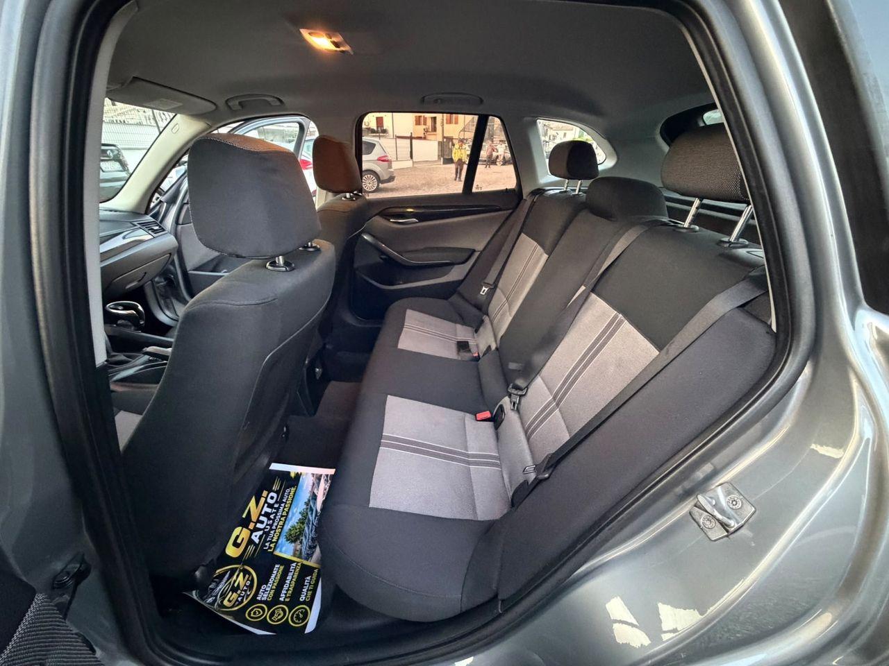 BMW X1 2011 — photo 9