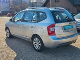 Kia Carens 2.0 CVVT Spirit**7-Sitzer**Automa*1.Hand* - Kia Carens 7-Sitzer