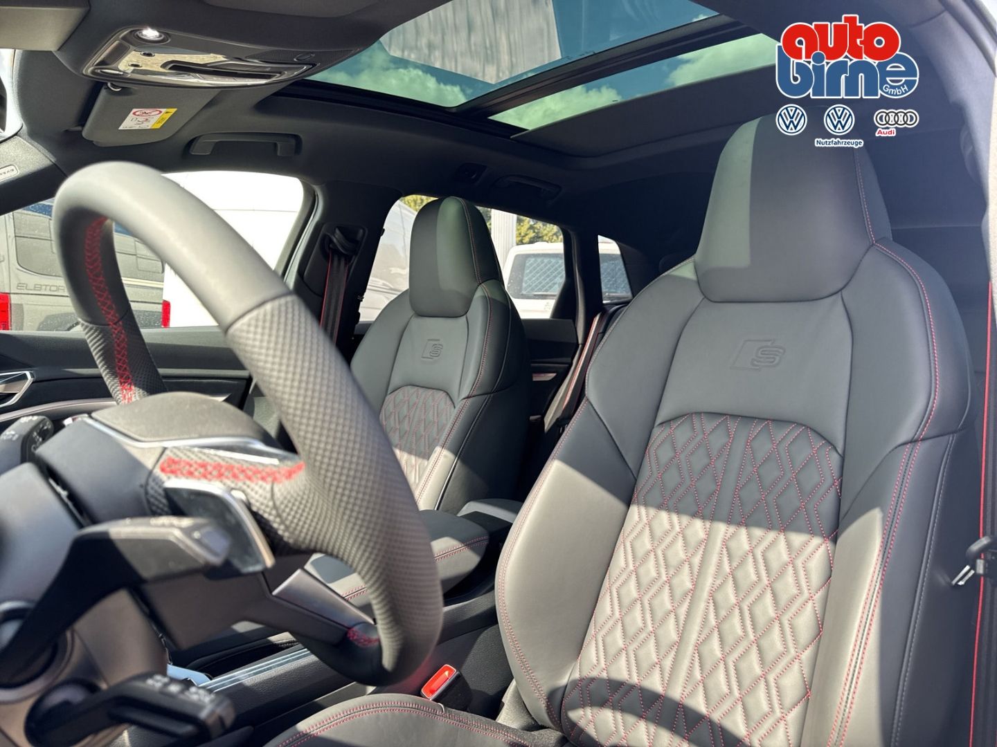 Q8 e-tron 55 quattro S line HUD Luftfederung AD 