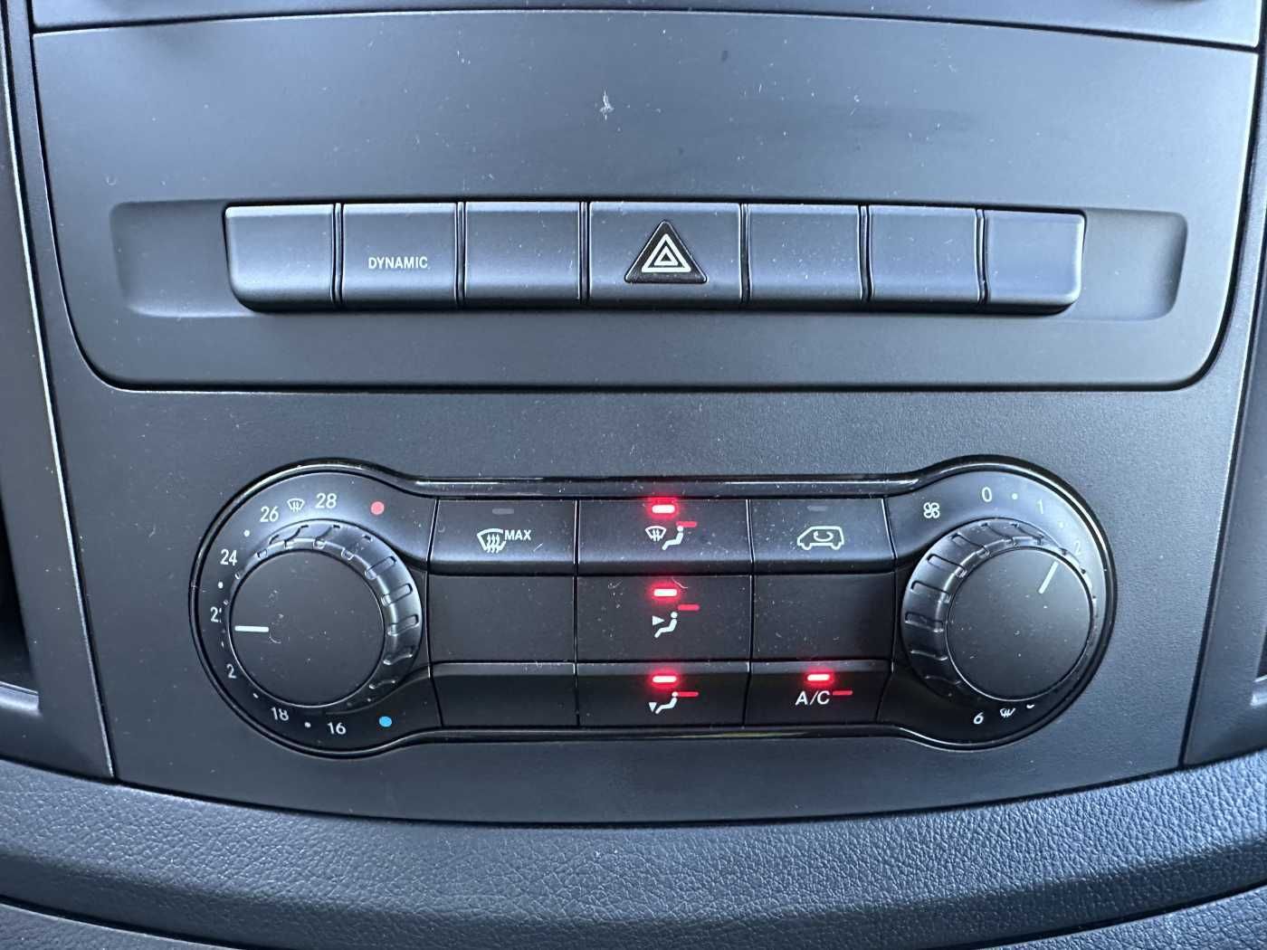 Fahrzeugabbildung Mercedes-Benz eVito 112 Klima Kamera Audio 30 Sitzheiz Tempom.