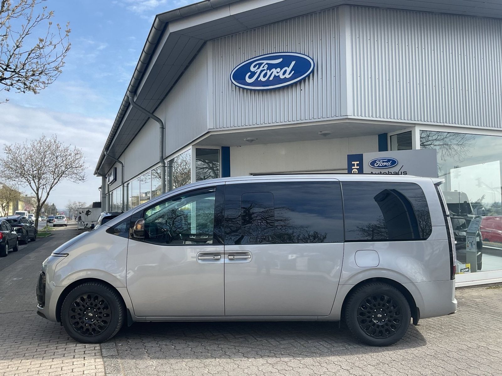 Hyundai Staria – Bild 4