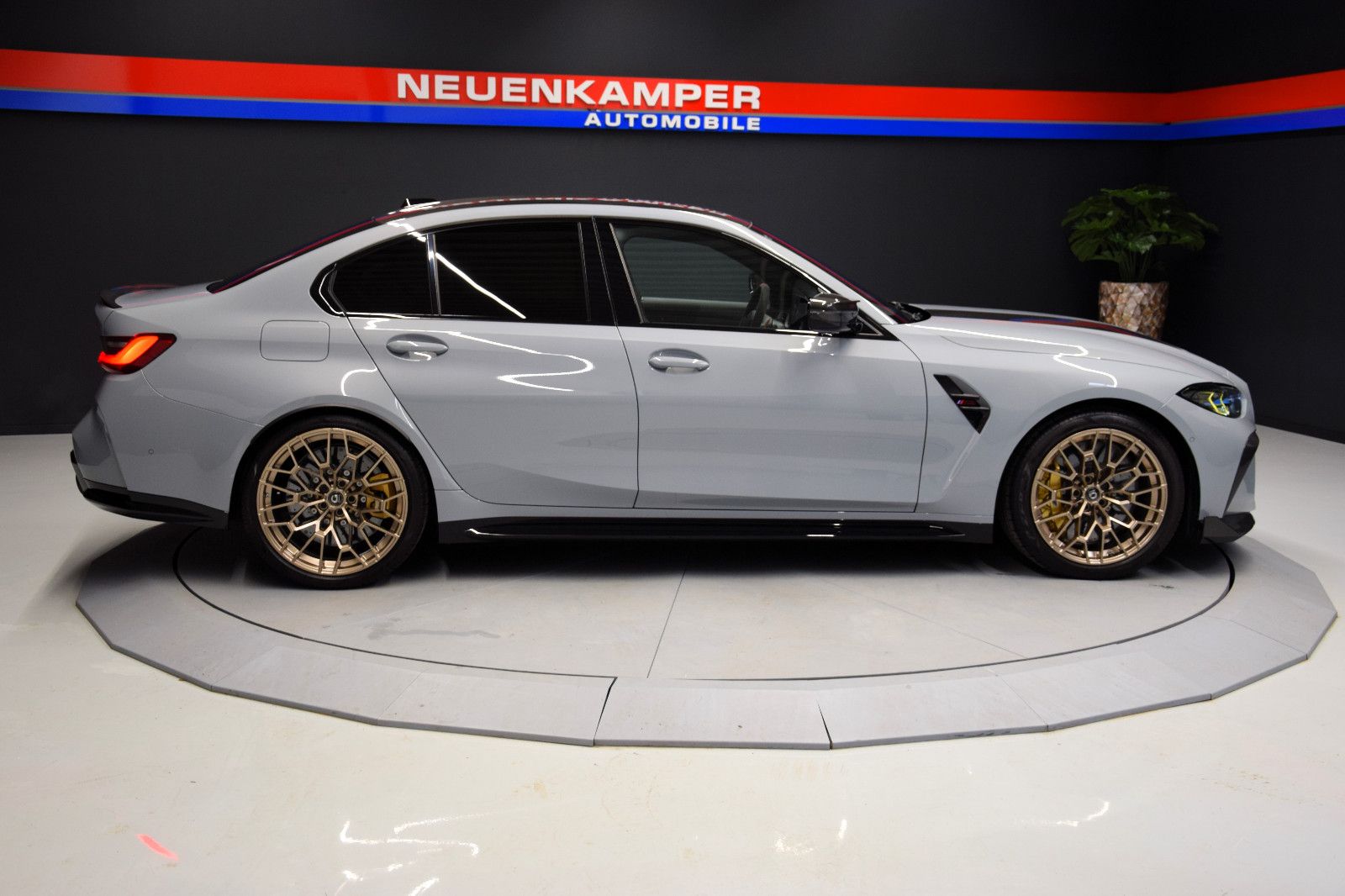 Fahrzeugabbildung BMW M3 CS G Power Umbau M Carbon HarmanK