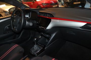 Fotografie des Opel Corsa 1.2 Direct Injection Turbo GS Line