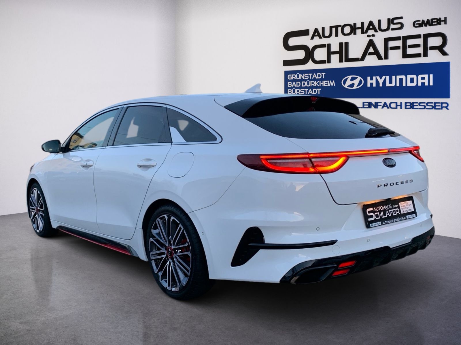 Fahrzeugabbildung Kia Proceed 1.6 T-GDI 7-DCT GT AHK Sportauspuff